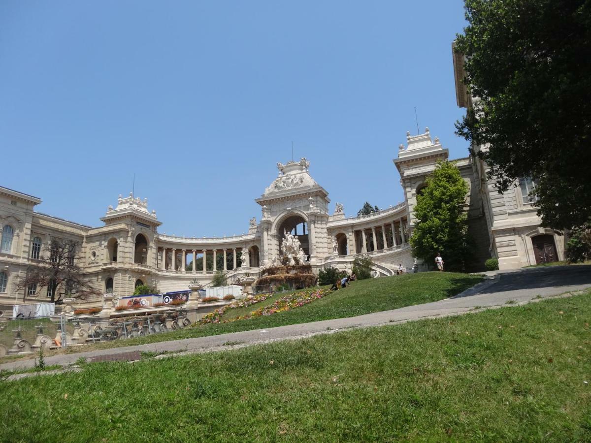 Du Palais Longchamps Apartment Marseilles